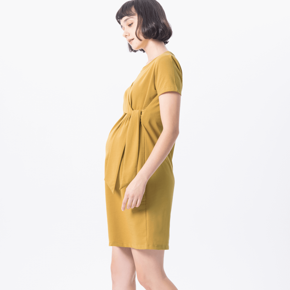 扭結設計修飾腰線-推薦立體剪裁綁結孕婦洋裝
